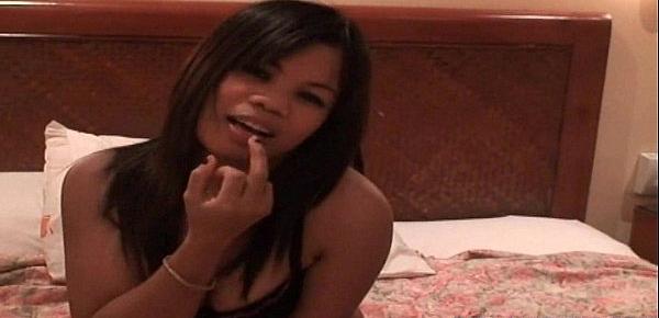  Filipina Nympho Fingers Her Holes And Sucks Dick